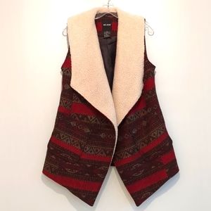 Me Jane faux sherling vest size medium
